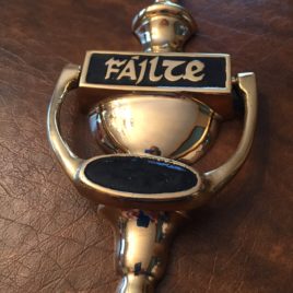 Failte Brass Door Knocker – Black 7″