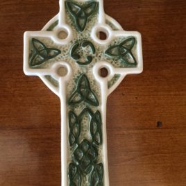 Ceramic Green and White Wall Mounted Celtic Cross 7″