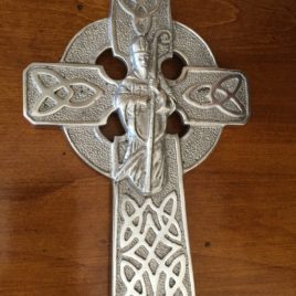 Wall Mounted Celtic Cross with Saint Patrick 8″